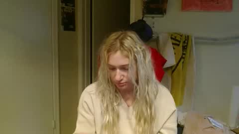 i am a naughty jedi knight online show from 04-16-26, 01:23