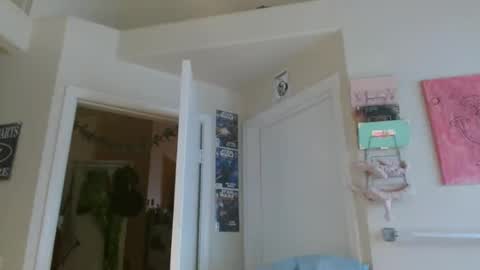 Snapshot of braindeadbetty chatting on 06-16-26, 03:36 i am a naughty jedi knight online show from 06-16-26, 03:36