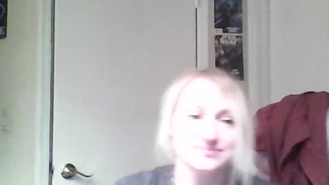 Snapshot of braindeadbetty chatting on 07-03-26, 06:09 i am a naughty jedi knight online show from 07-03-26, 06:09