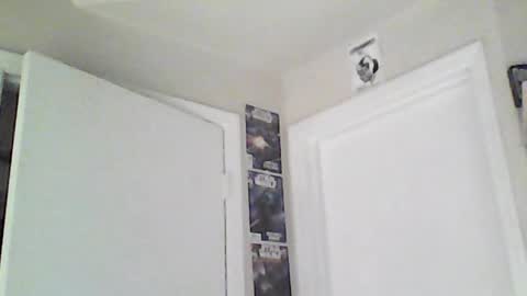Snapshot of braindeadbetty chatting on 07-30-26, 03:49 i am a naughty jedi knight online show from 07-30-26, 03:49