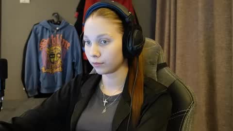 Alice online show from 11-17-25, 03:18