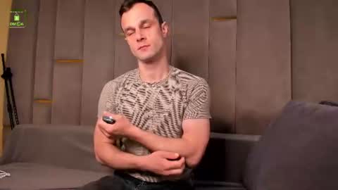 BRANDON online show from 08-03-26, 04:44