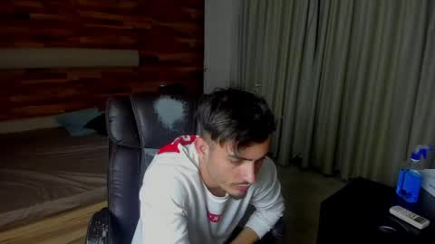 Snapshot of brandontatex chatting on 04-22-26, 05:36 BrandonTateX online show from 04-22-26, 05:36
