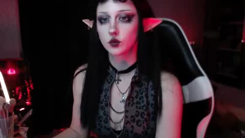 Snapshot of brandy_queen chatting on 07-28-26, 10:09 Aurorabut ur dad just calls me Rory online show from 07-28-26, 10:09