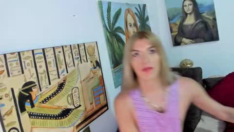 Snapshot of brandymodel chatting on 10-17-25, 12:47 Brandy Model online show from 10-17-25, 12:47