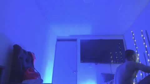 Instagram             twitter BRAN LOPEZ  online show from 10-29-25, 10:22