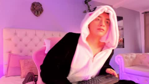   online show from 12-23-24, 01:13