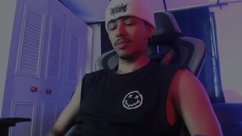 Snapshot of brasi_ chatting on 11-05-25, 05:35 brasi_ online show from 11-05-25, 05:35