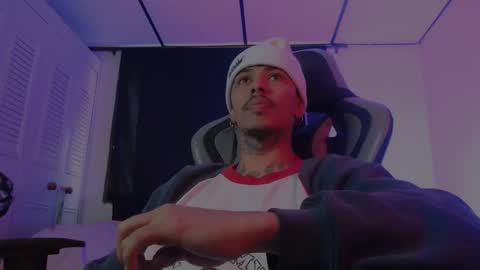 Snapshot of brasi_ chatting on 11-06-25, 06:42 brasi_ online show from 11-06-25, 06:42