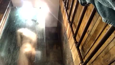 Snapshot of bratdownunder chatting on 01-14-25, 07:17 Bratdownunder online show from 01-14-25, 07:17