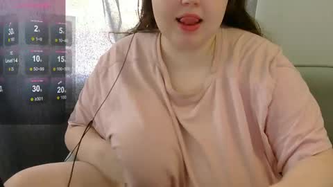 Snapshot of brattyprincess_emma chatting on 06-04-26, 09:04 Emma online show from 06-04-26, 09:04