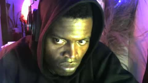 Snapshot of brayan1111x chatting on 11-30-25, 05:44 brayan1111x online show from 11-30-25, 05:44