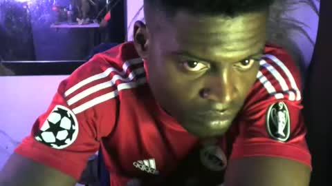 Snapshot of brayan1111x chatting on 02-25-26, 03:27 brayan1111x online show from 02-25-26, 03:27