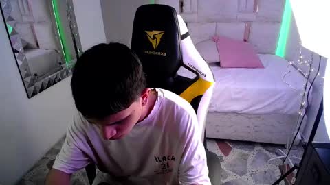 BRAYAN online show from 01-07-25, 01:14