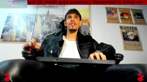 Snapshot of brayhambrown chatting on 04-21-26, 12:01 brayhambrown online show from 04-21-26, 12:01