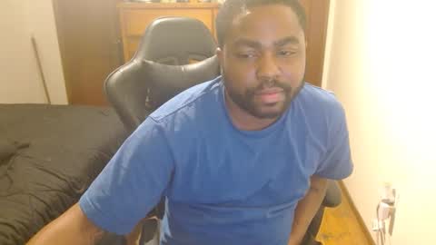 Breadw1nnah online show from 10-18-25, 03:20