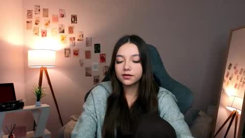 Snapshot of breakfastwithflowers chatting on 02-24-26, 08:18 Rachel online show from 02-24-26, 08:18