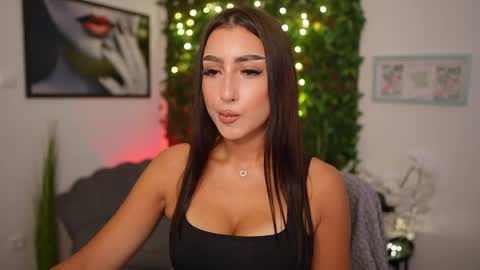 Bree online show from 09-10-25, 01:22