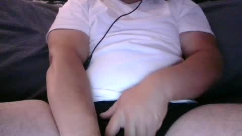 Snapshot of breed_u_ chatting on 07-01-26, 06:37 breed_u_ online show from 07-01-26, 06:37
