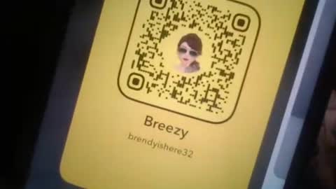 Snapshot of breezy0125 chatting on 12-20-25, 07:32 breezworld online show from 12-20-25, 07:32