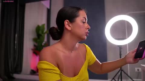 BreezyBella online show from 07-31-26, 03:06