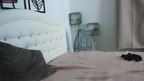 Brelland online show from 02-06-25, 04:36