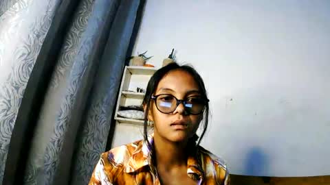 Snapshot of brenda817 chatting on 07-28-26, 11:17 brenda817 online show from 07-28-26, 11:17