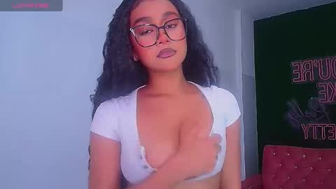 Snapshot of brenda_a_ chatting on 12-27-24, 02:01 Brendi online show from 12-27-24, 02:01