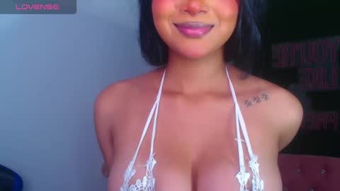 Snapshot of brenda_a_ chatting on 02-04-25, 01:48 Brendi online show from 02-04-25, 01:48