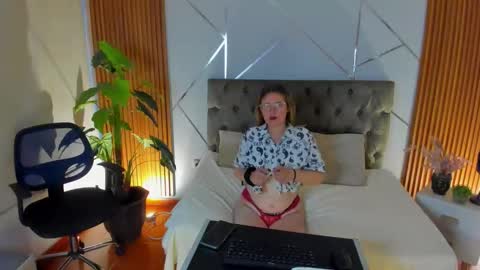 BRENDA online show from 12-16-25, 11:26