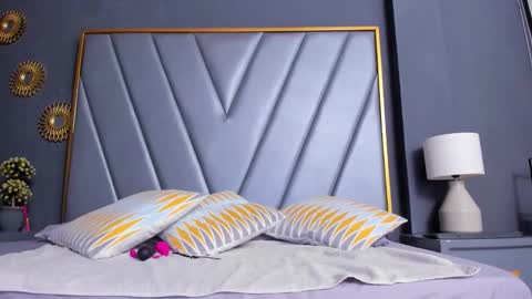 Brenda Time Schedule 0600 - 1400 GMT-5 online show from 10-25-25, 10:56