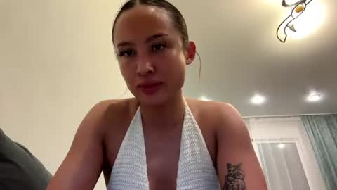 Snapshot of brendelle chatting on 07-12-26, 06:21 Mia online show from 07-12-26, 06:21