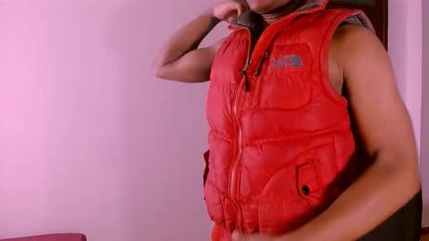 Snapshot of breno_wolf chatting on 10-31-25, 01:56 David online show from 10-31-25, 01:56