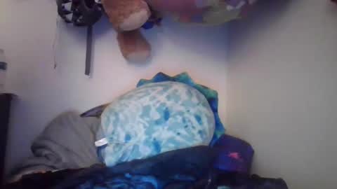 MeganDLoves online show from 02-11-25, 09:25