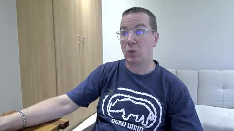 Snapshot of brettdj chatting on 02-03-26, 03:06 Brett online show from 02-03-26, 03:06