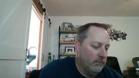 Snapshot of brettsky chatting on 02-01-25, 07:23 hey online show from 02-01-25, 07:23