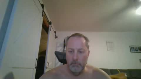 Snapshot of brettsky chatting on 11-21-25, 11:58 hey online show from 11-21-25, 11:58