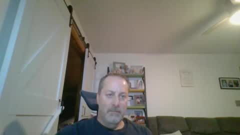 Snapshot of brettsky chatting on 12-02-25, 12:49 hey online show from 12-02-25, 12:49