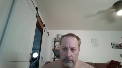 Snapshot of brettsky chatting on 12-16-25, 01:27 hey online show from 12-16-25, 01:27