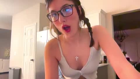 Brianna3 online show from 02-26-25, 05:31