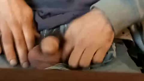 Snapshot of brian0169 chatting on 11-08-25, 05:56 BB online show from 11-08-25, 05:56