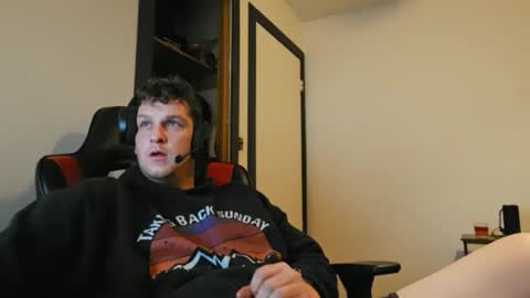 Snapshot of brian7891012 chatting on 02-21-26, 05:03 brian7891012 online show from 02-21-26, 05:03