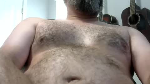 Snapshot of brian871001 chatting on 07-27-26, 03:52 brian871001 online show from 07-27-26, 03:52