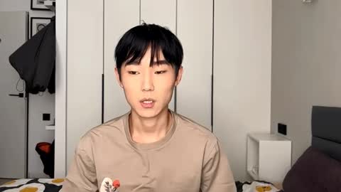 Snapshot of brian_stars chatting on 02-16-25, 10:54 Brian boy online show from 02-16-25, 10:54