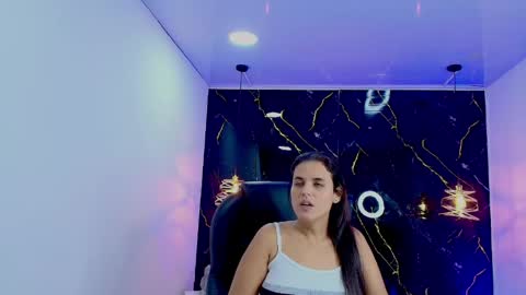 Manuela online show from 05-17-26, 03:48