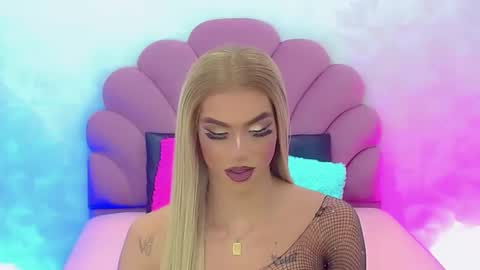 BRIANA online show from 12-19-24, 06:45