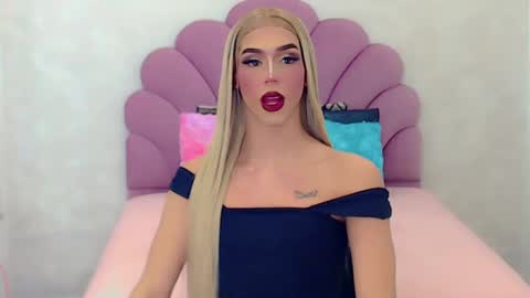 BRIANA online show from 03-06-25, 05:14