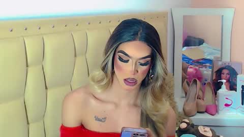 BRIANA online show from 12-04-25, 03:16