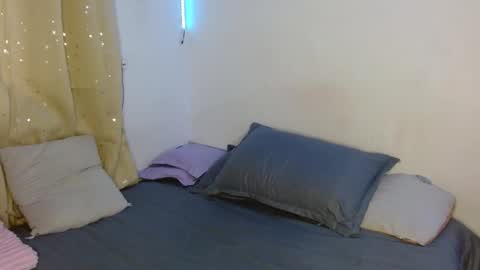 Snapshot of briana_stark chatting on 10-25-25, 01:29 briana_stark online show from 10-25-25, 01:29