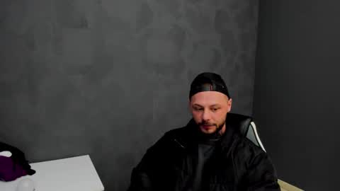 Brian online show from 03-08-25, 06:54